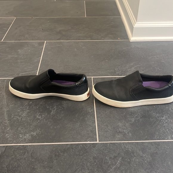 Dr. Scholl's Textured Black Slip-On Flats - Picture 2 of 5